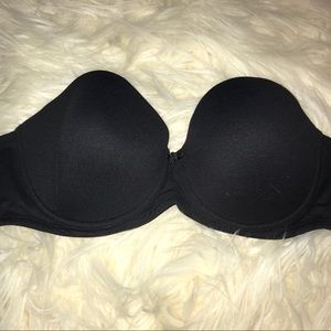 VS Body by Victoria black strapless bra